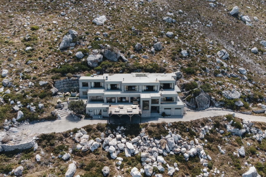 8 Bedroom Property for Sale in Pringle Bay Western Cape